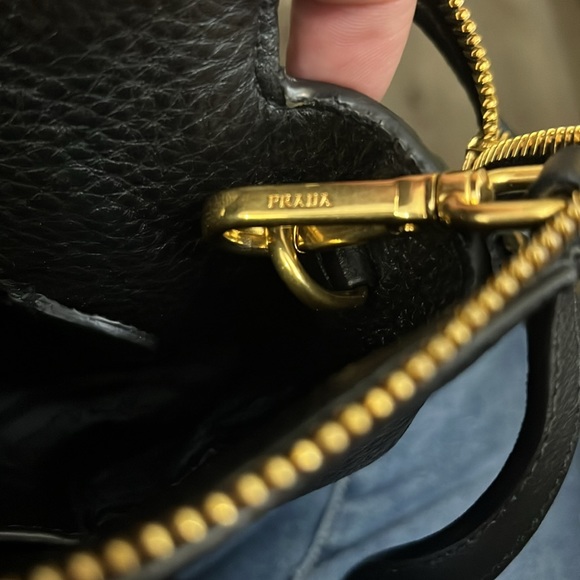 Prada Vitello Pebble Daino Medium Satchel - Picture 12 of 17